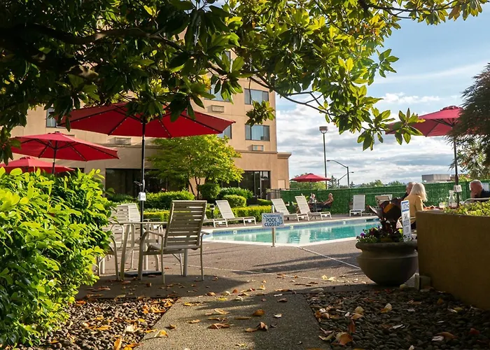 Monarch Hotel & Conference Center
