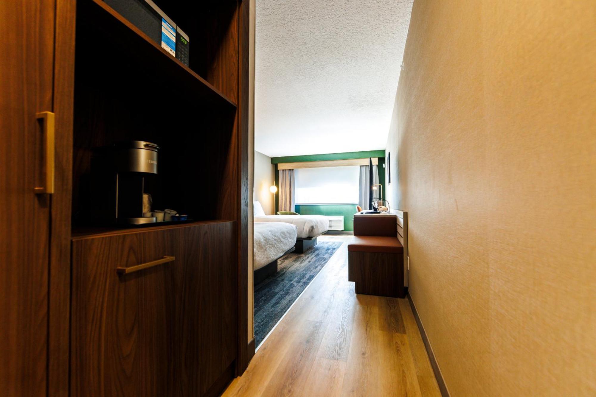Hotel Monarch & Conference Center