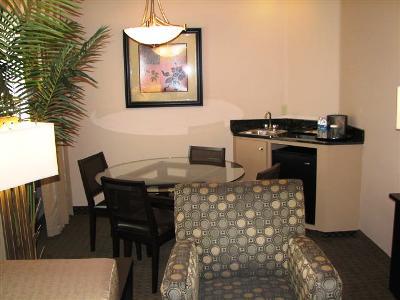 Monarch & Conference Center Hotel Clackamas